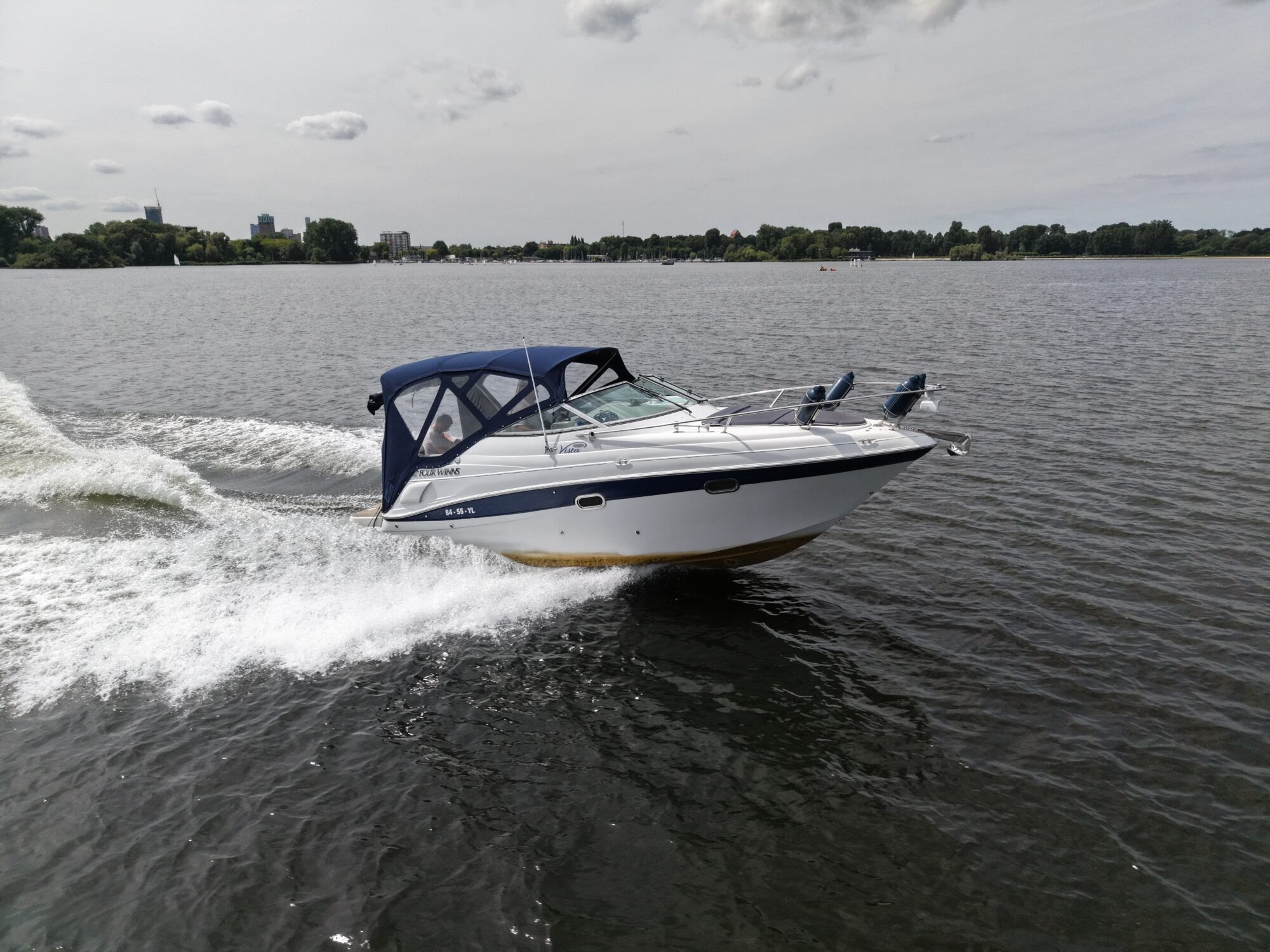 Four Winns 248 Vista — foto 2 van 43