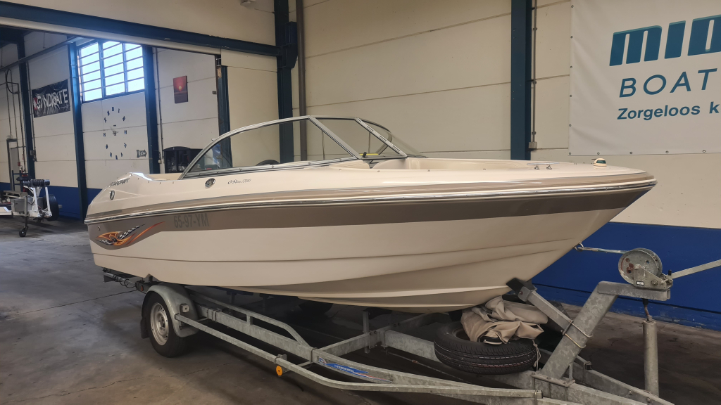 Starcraft C-star 1700 3.0 Mercruiser en trailer — foto 4 van 16
