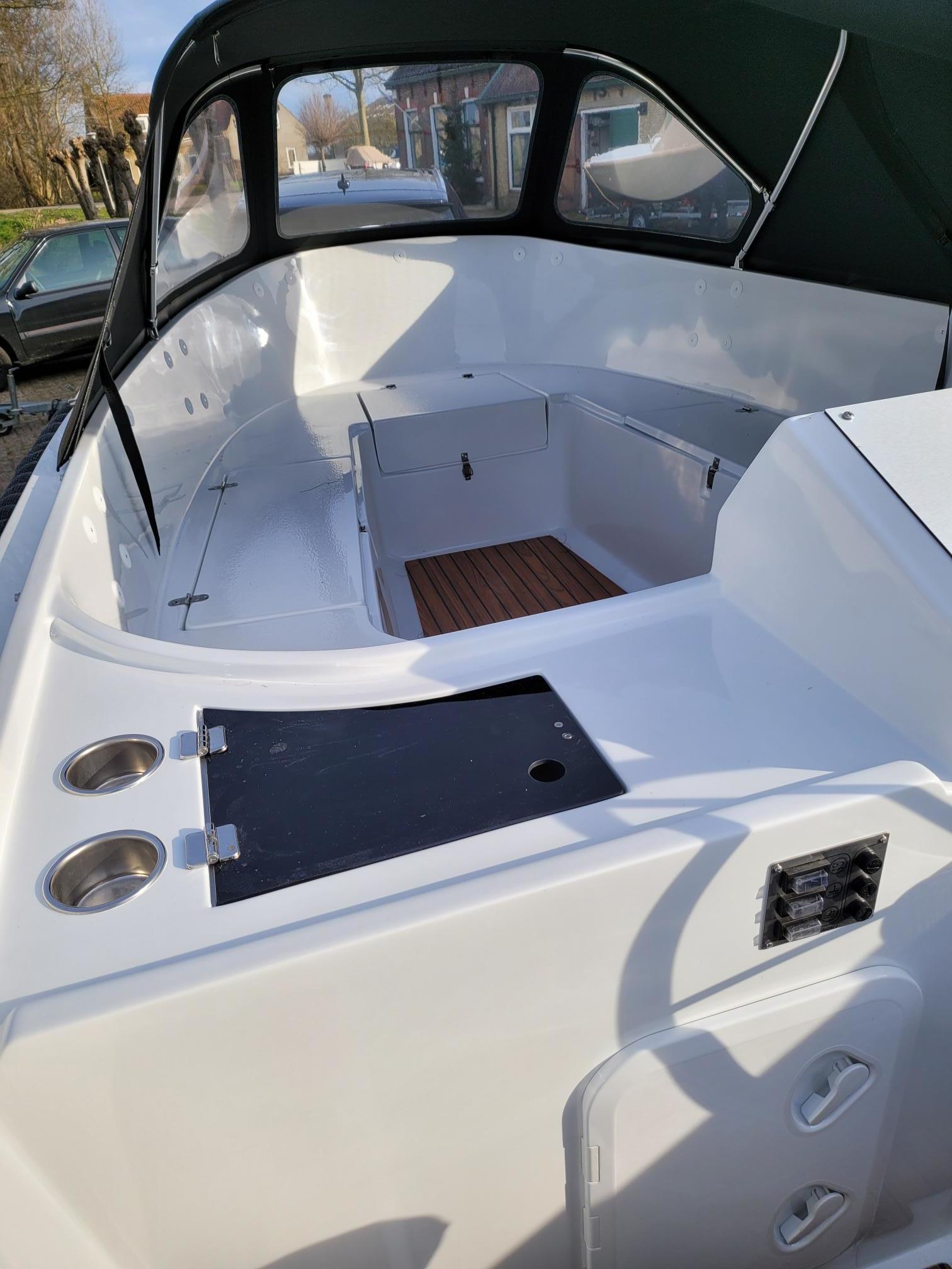 Amigo 550 Prestige — foto 10 van 17