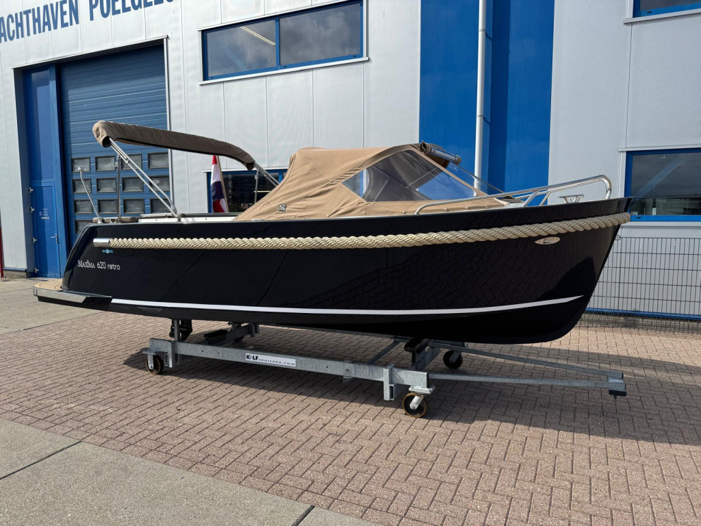 Maxima  620 Retro met Suzuki 30 pk — foto 2 van 21
