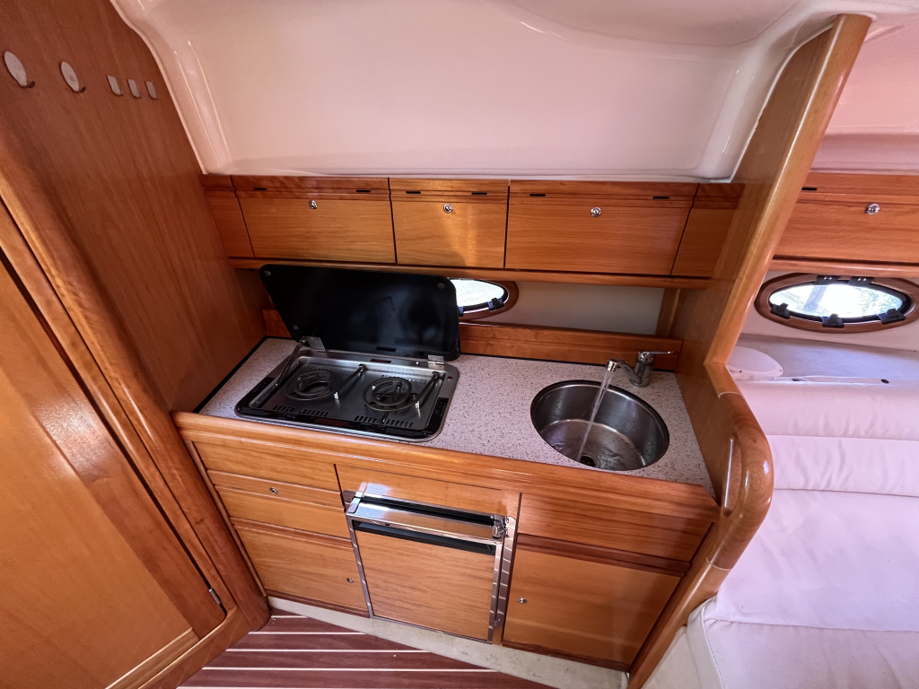 Bavaria  30 Sport — foto 18 van 23
