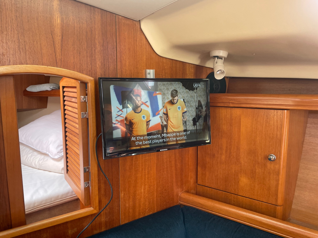 Hunter 356 — foto 41 van 72