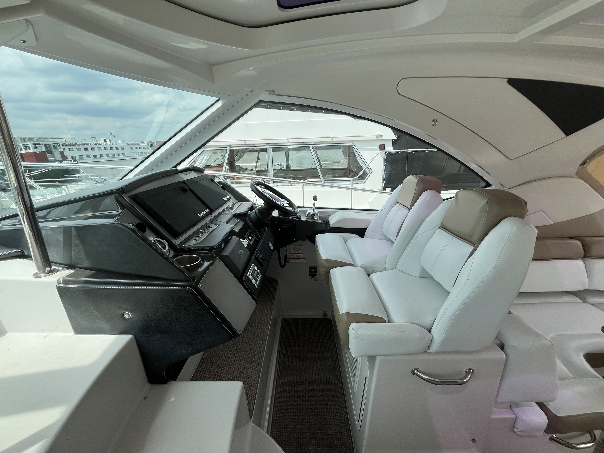 Four Winns V435 - Export — foto 14 van 73