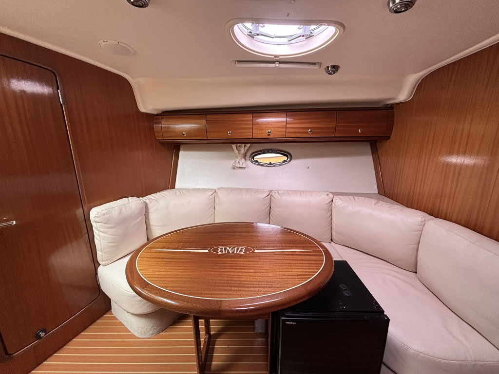 Bavaria  37 Sport — foto 18 van 33