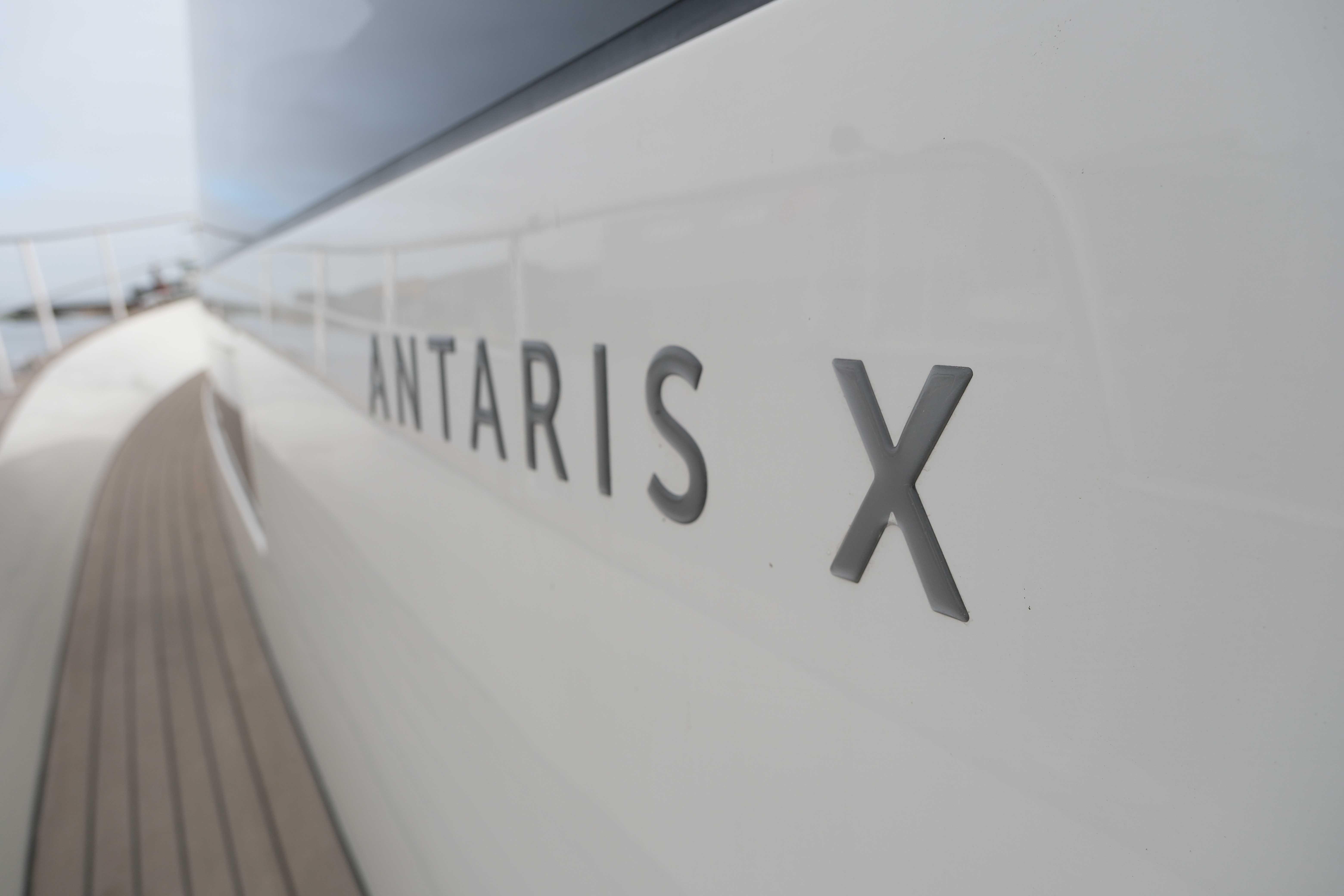 Antaris X – bemiddeling — foto 65 van 65