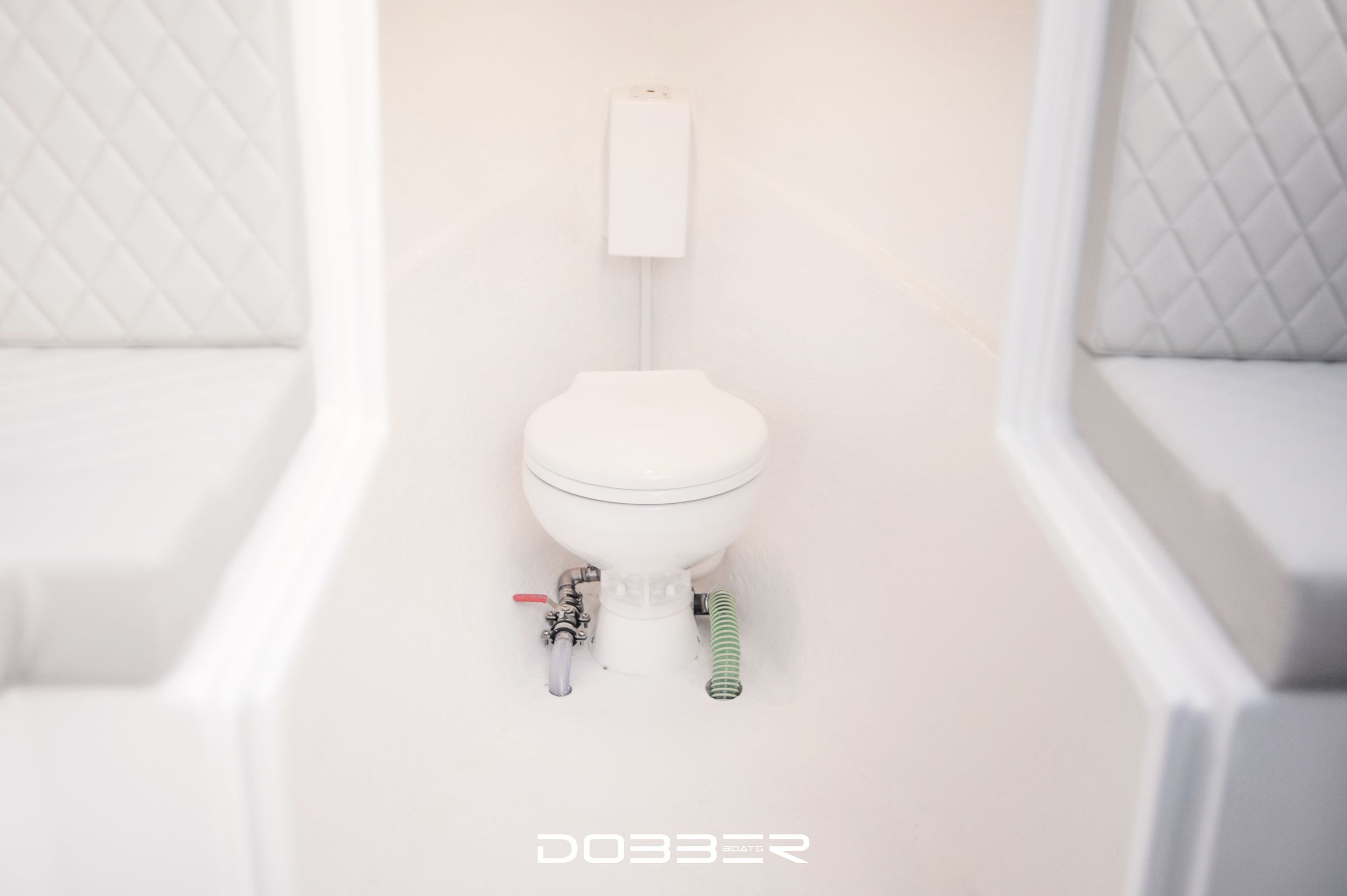 DOBBER 750 Tender — foto 8 van 12