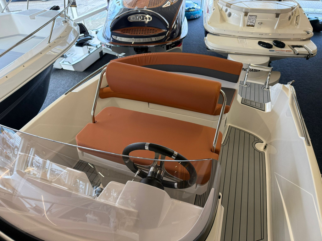 AM Yacht 520 Open — foto 13 van 16