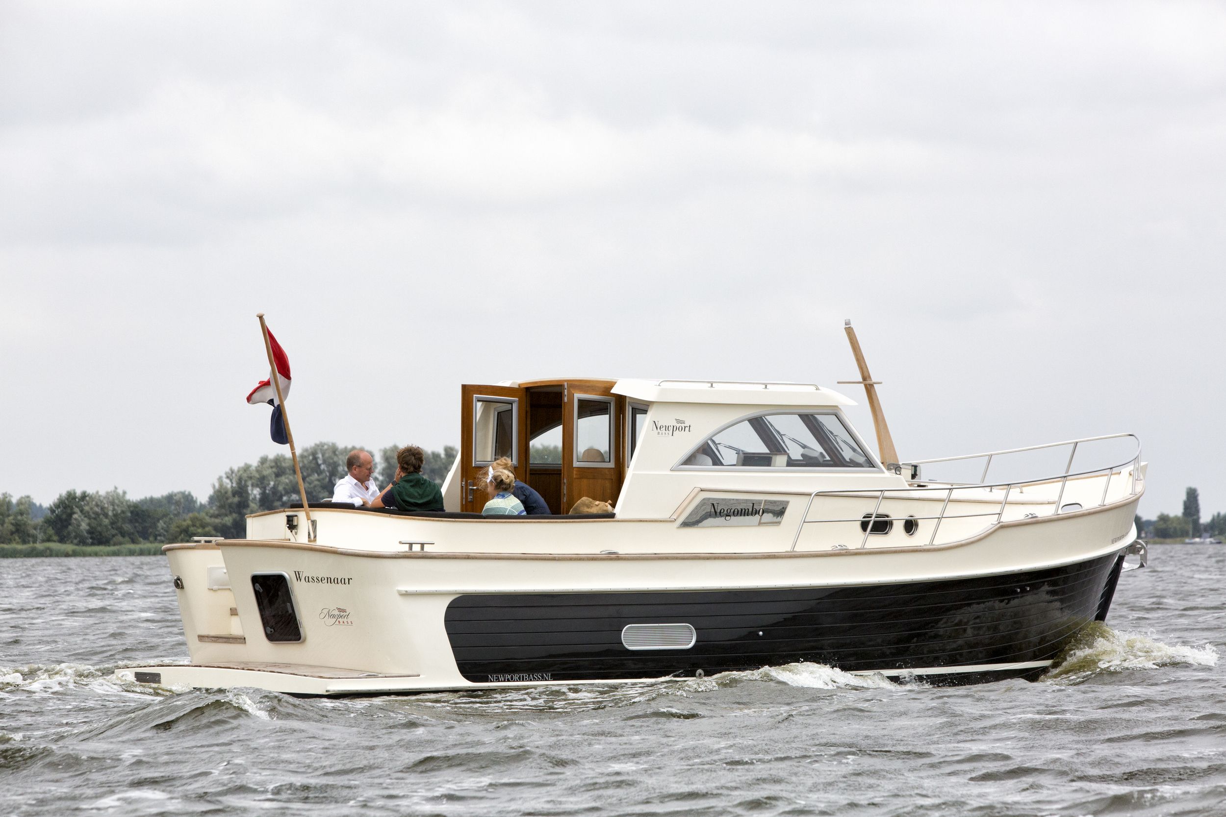 Menken Newport Bass — foto 9 van 18