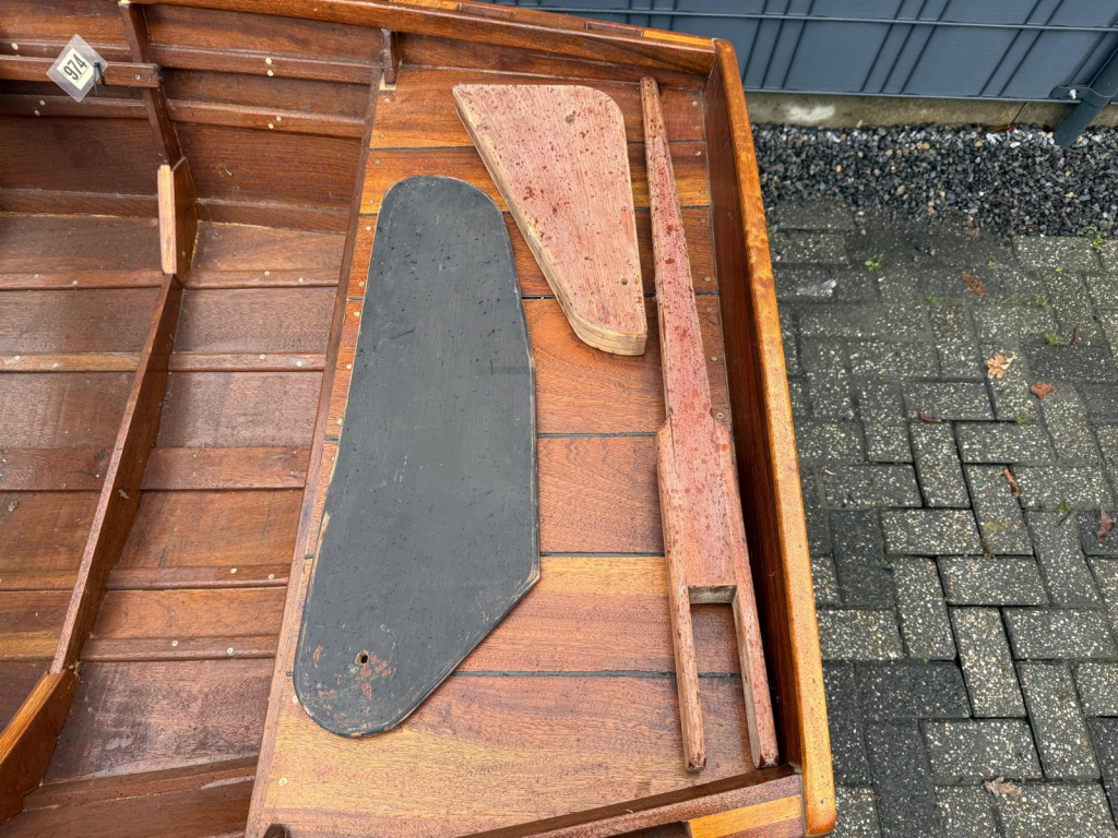 Eigenbouw Houten tender — foto 6 van 6