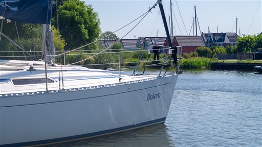 Dufour Yachts 30 Classic (2001) — foto 12 van 12