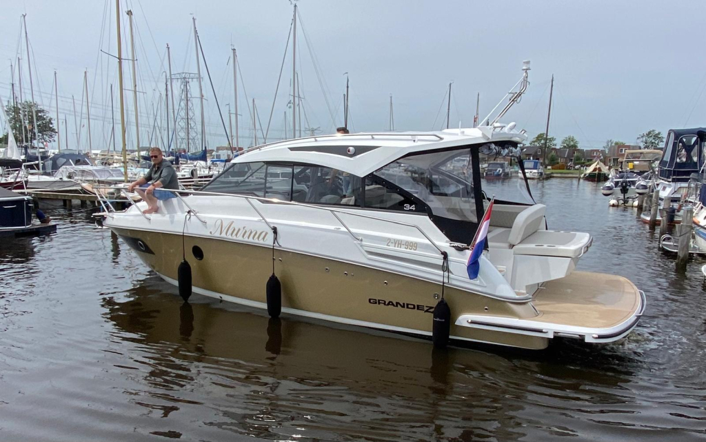 Grandezza 34 OC – 2024 | Volvo Penta D6-380 DPI | Full Options | < 200 vaaruren — foto 17 van 29