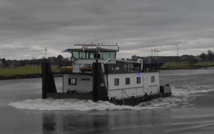 Inland Push Boat - Beroepsschip - Staal - 1975 — foto 3 van 4
