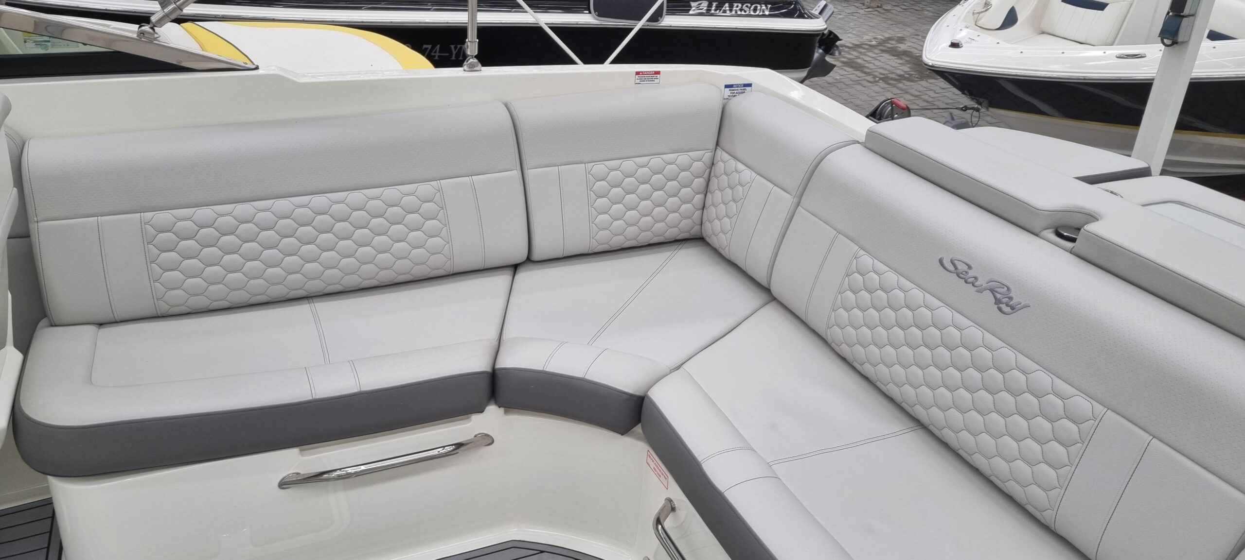 Sea Ray Sun Sport 250 — foto 7 van 11