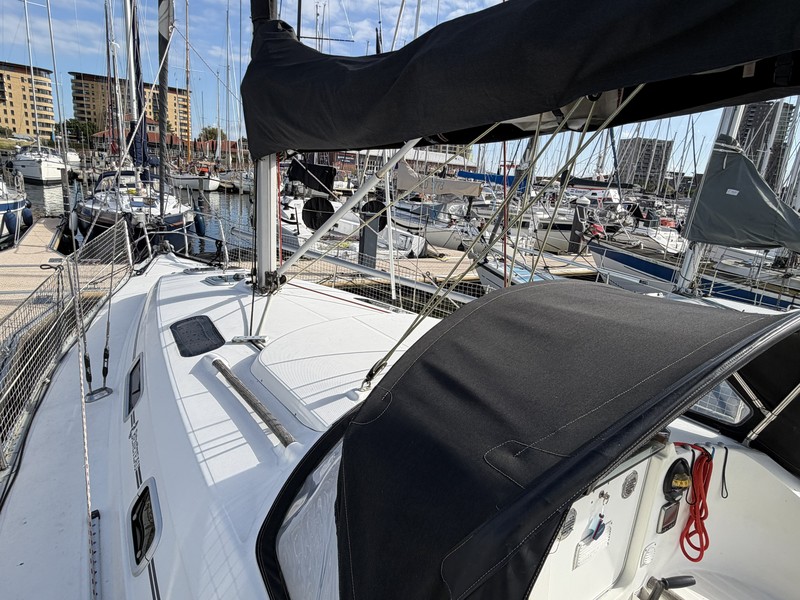 Beneteau Oceanis 321 — foto 23 van 48