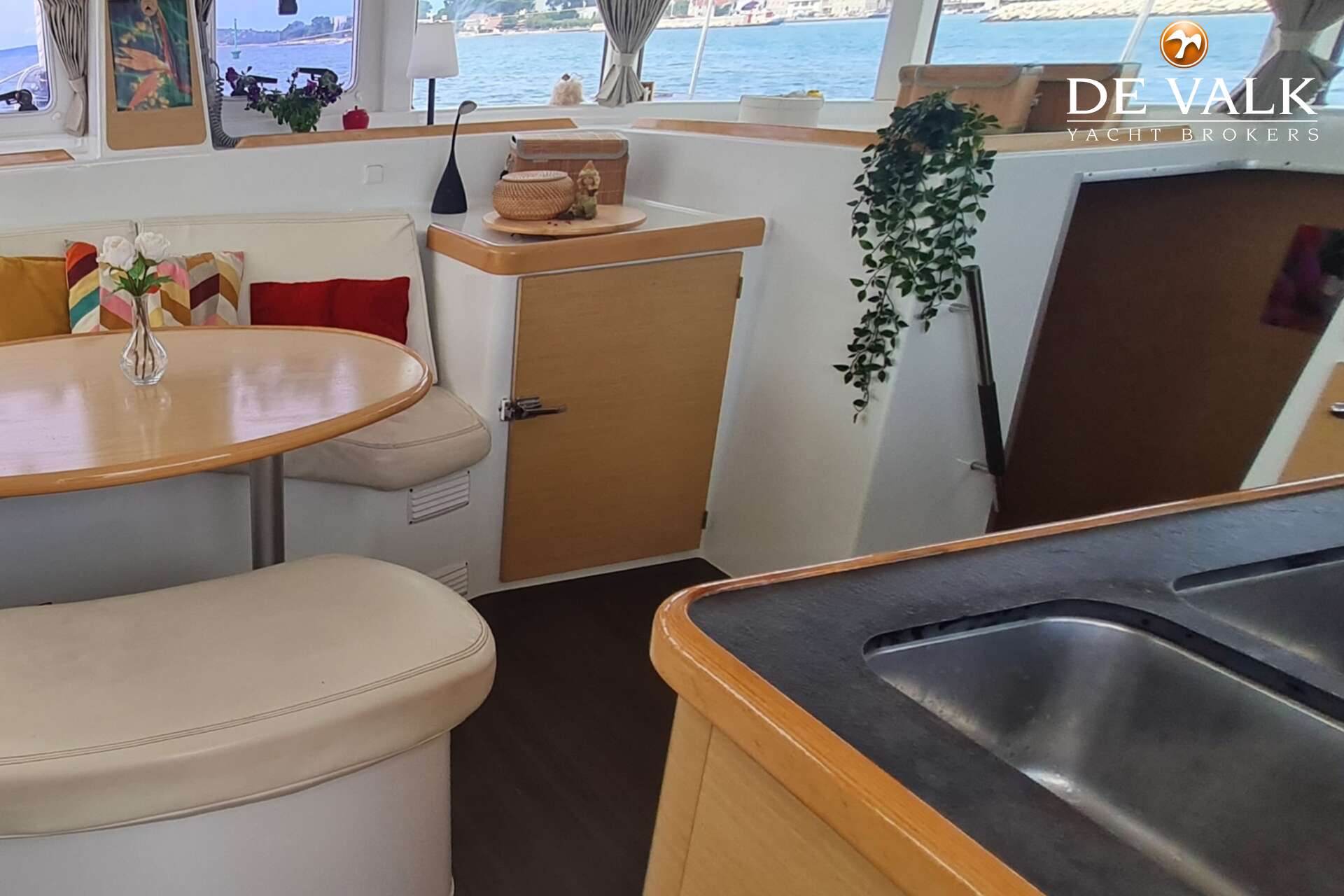Lagoon 380 S2 — foto 24 van 44