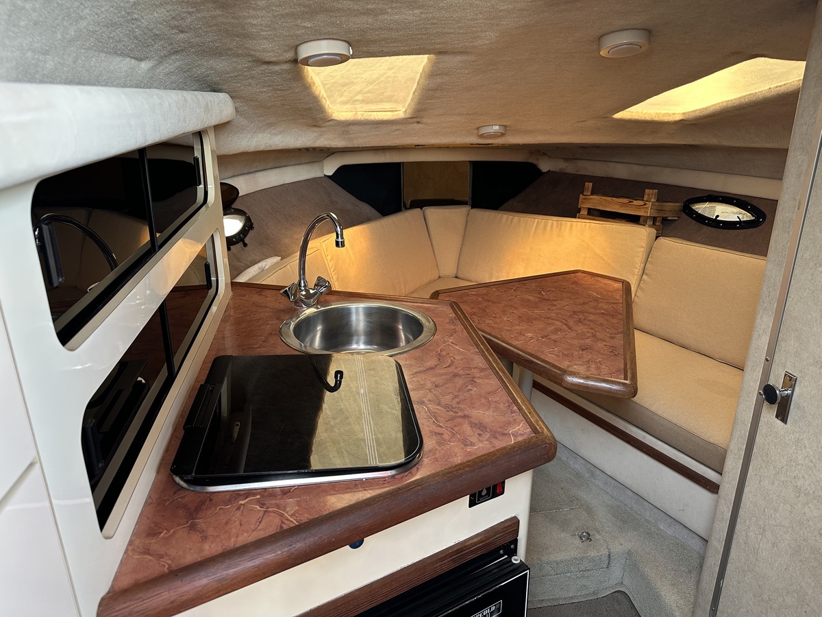 Maxum 2300 — foto 2 van 23