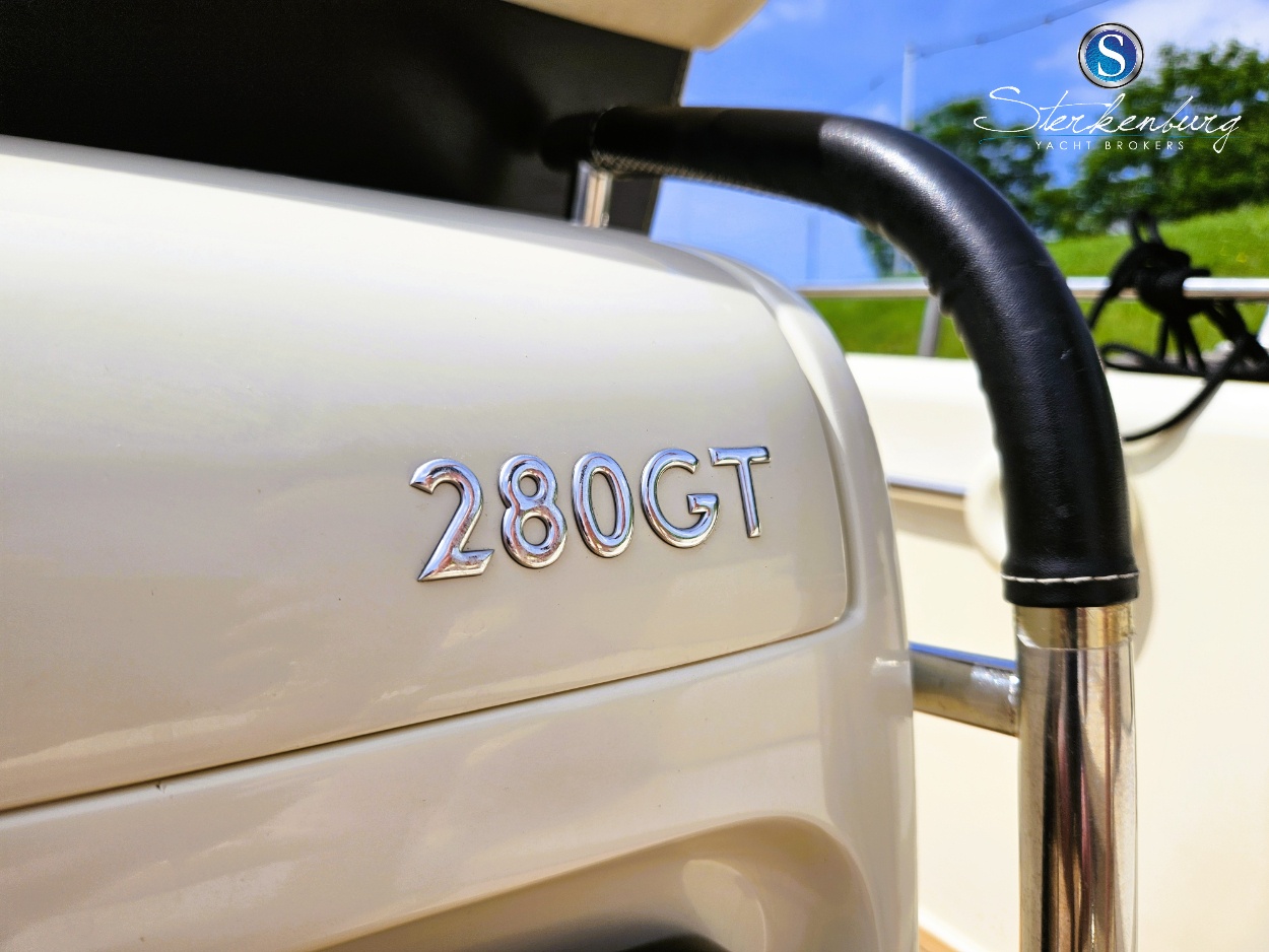 Invictus 280 GT — foto 25 van 42