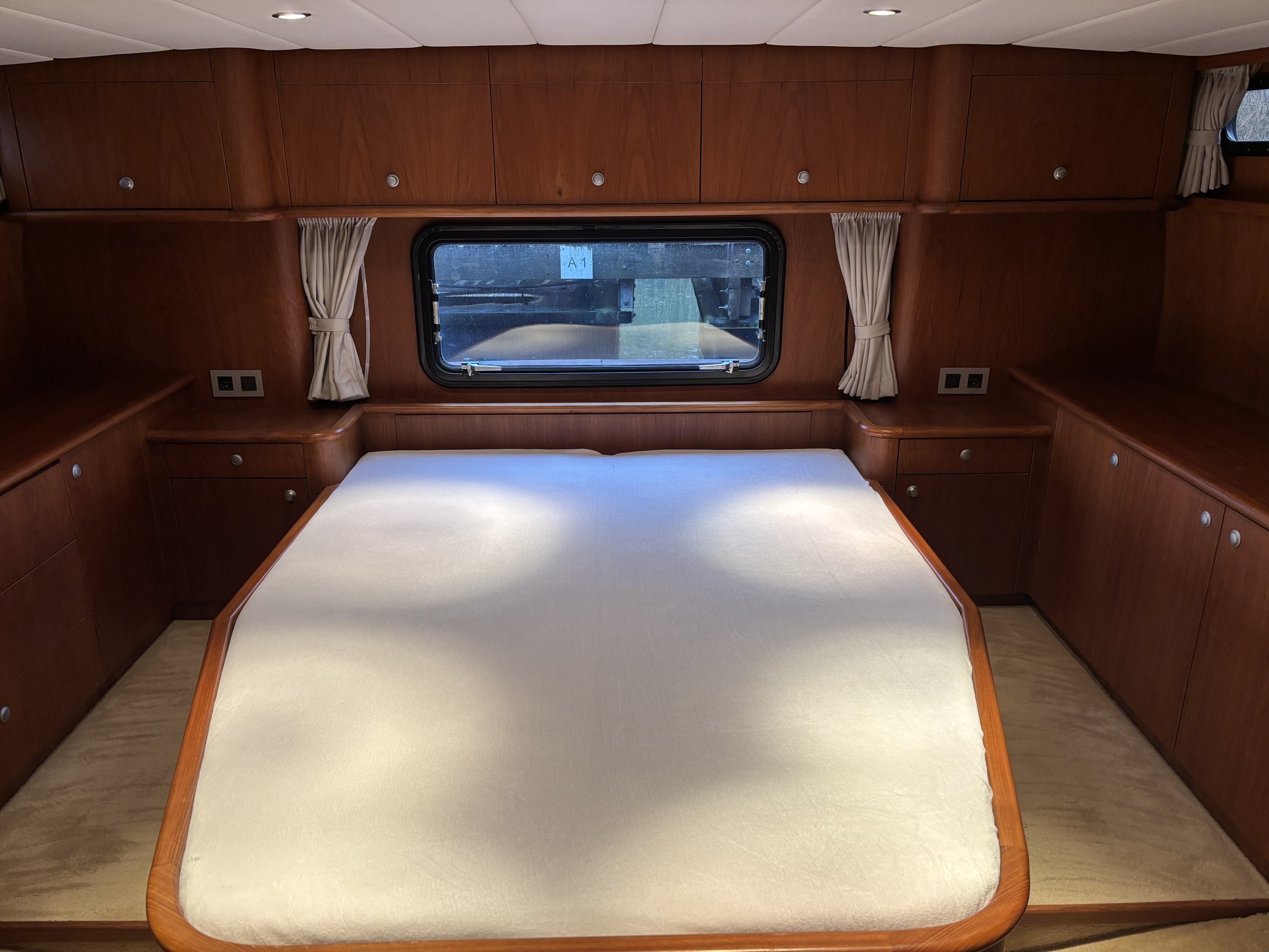 Explorer 45 — foto 20 van 29