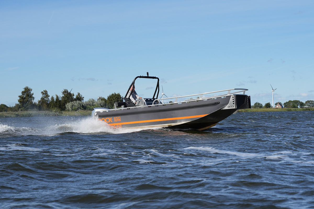 Dock Steel 650 — foto 6 van 37