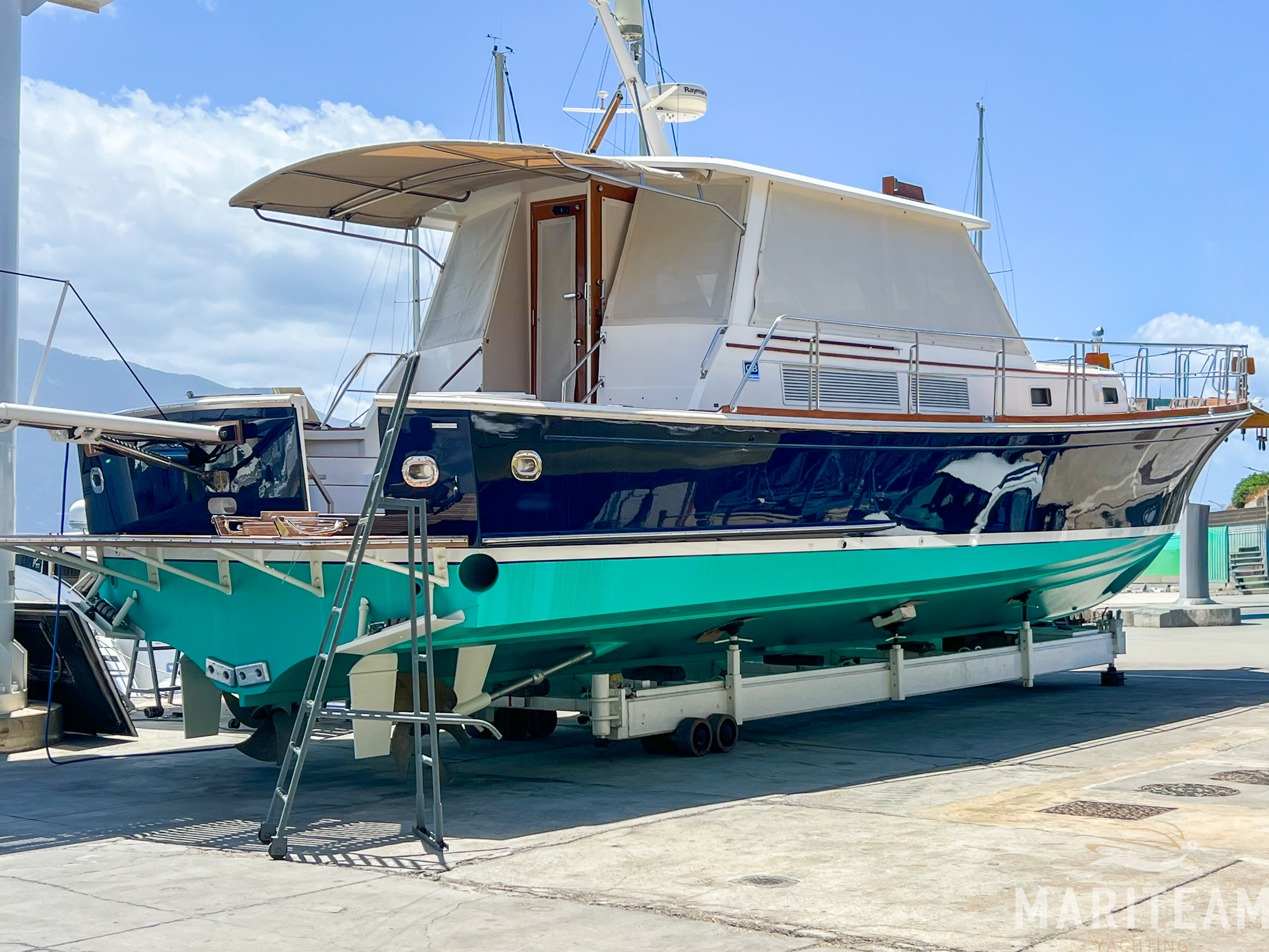 hoofdmotor(en): Grand Banks Eastbay 54 SX 'The Life' — foto 4 van 7
