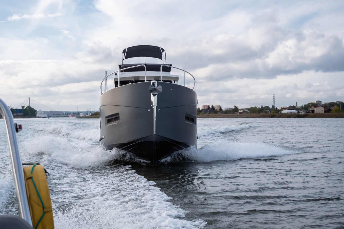 Model Cobra Yachts Futura 40 Grand Horizon — foto 11 van 12
