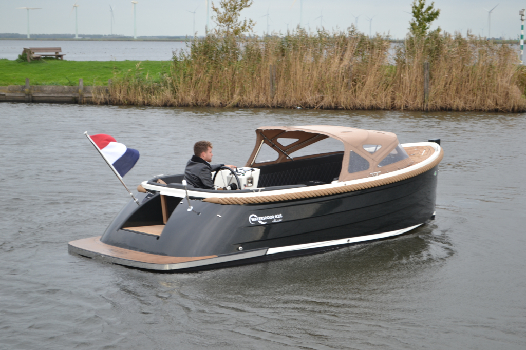 Waterspoor 616 Aviator | Diesel tender | Vanaf €47.950,- — foto 8 van 8