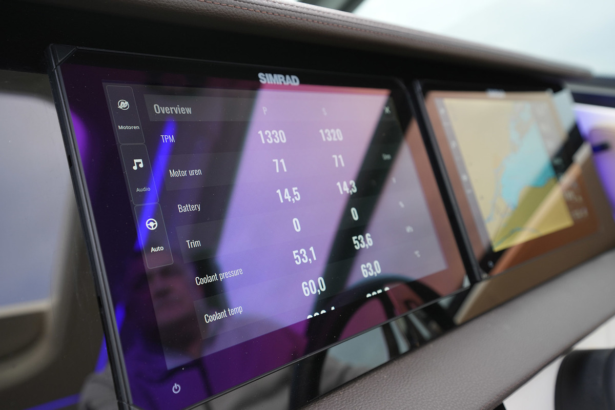Sea Ray Sundancer 320 — foto 48 van 80