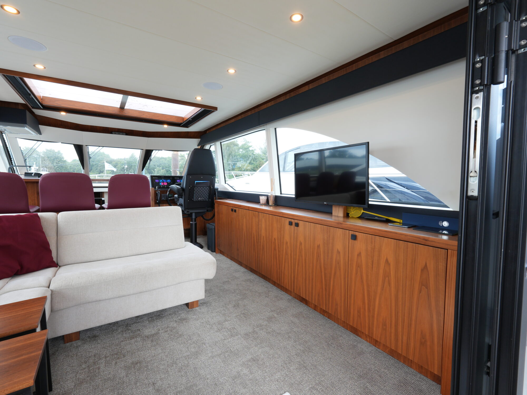 Van den Hoven Executive 15.00 MK II — foto 31 van 70