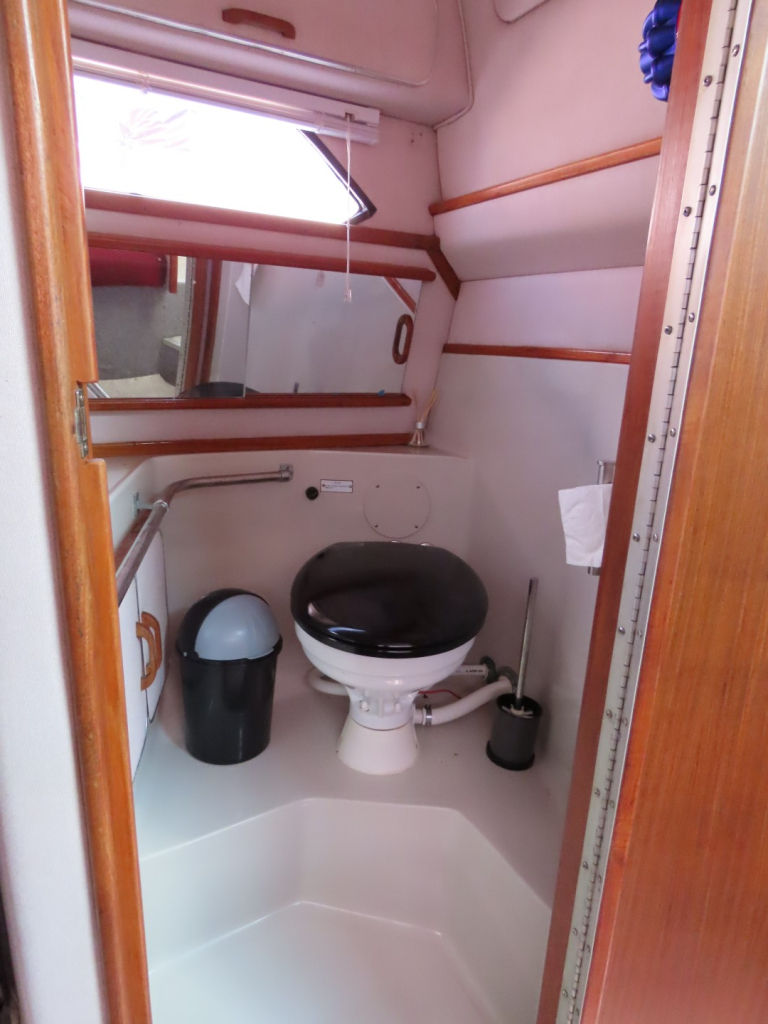 Sea Ray 270 Sundancer — foto 15 van 23