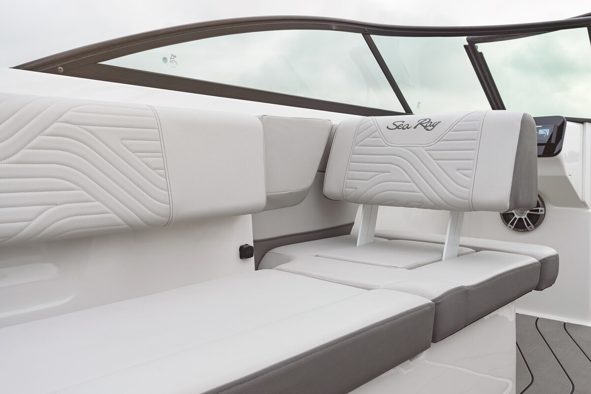 Sea Ray SDX 270 Surf — foto 36 van 43