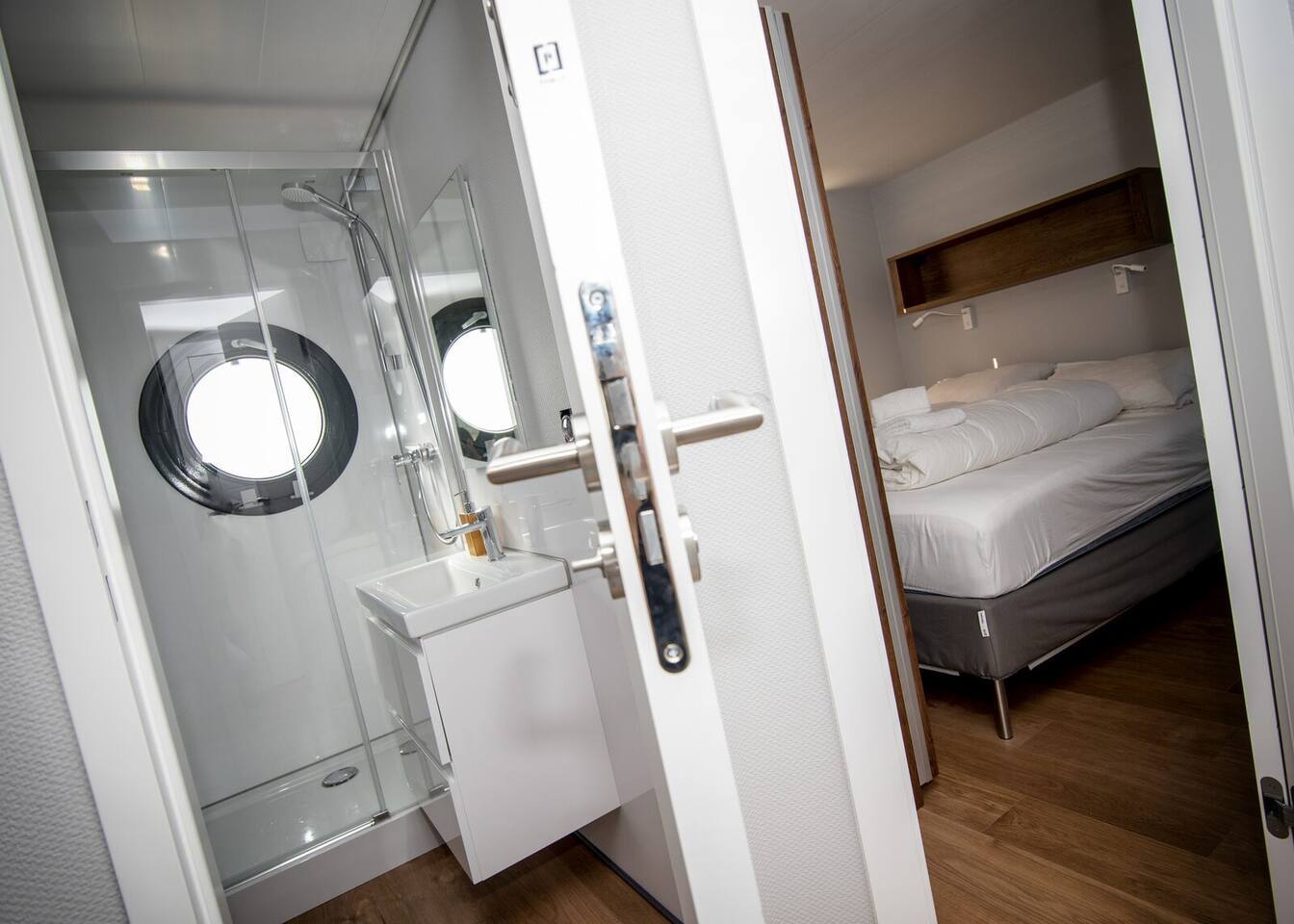 La Mare Houseboat Apartboat XL — foto 10 van 16