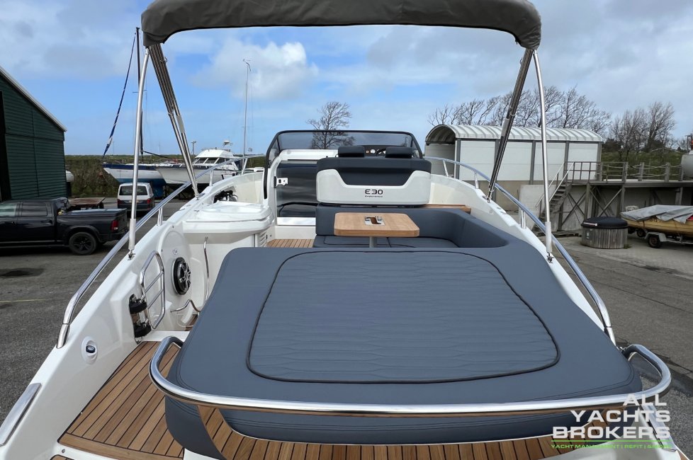Cranchi Endurance E30 — foto 11 van 12
