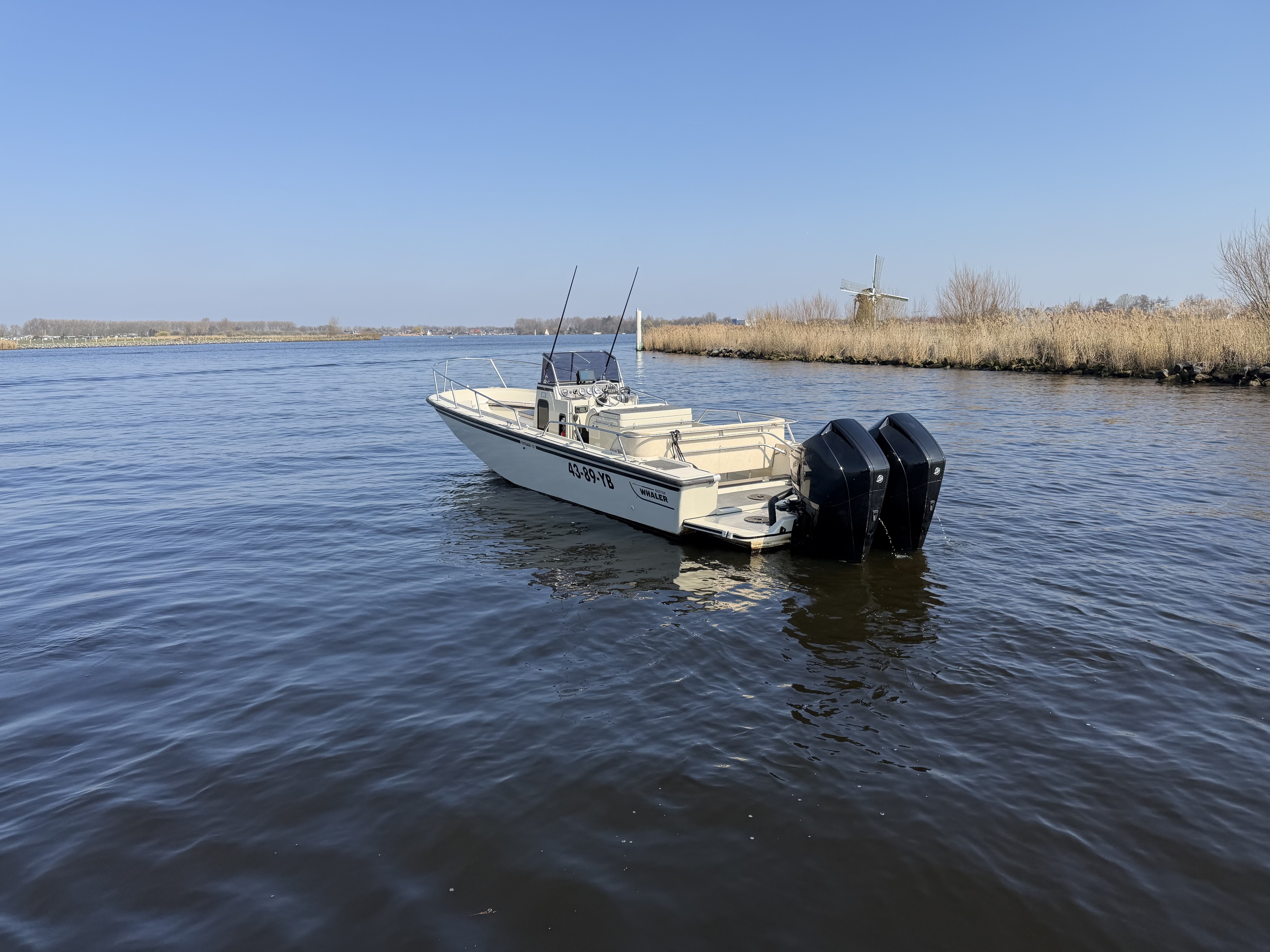 Boston Whaler 25 Outrage — foto 4 van 37