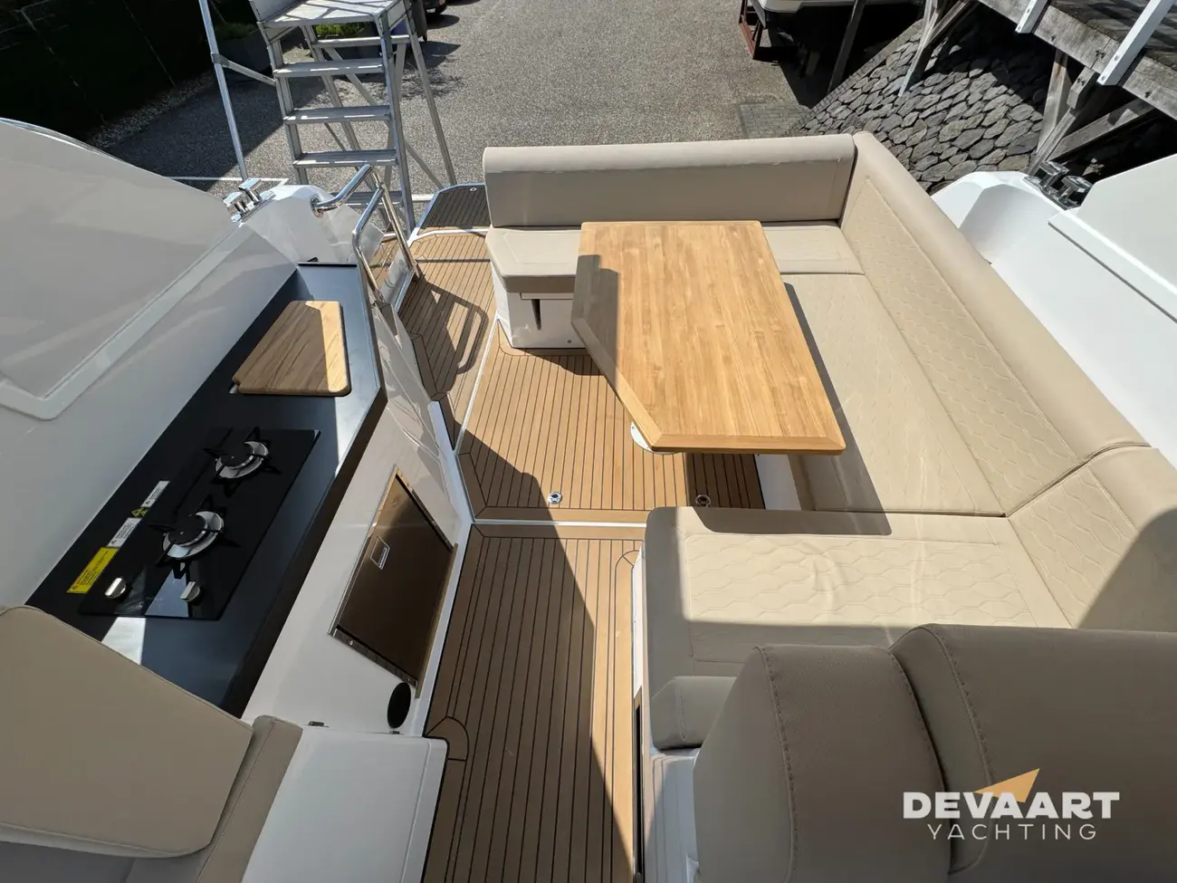 Sealine S335 — foto 8 van 32