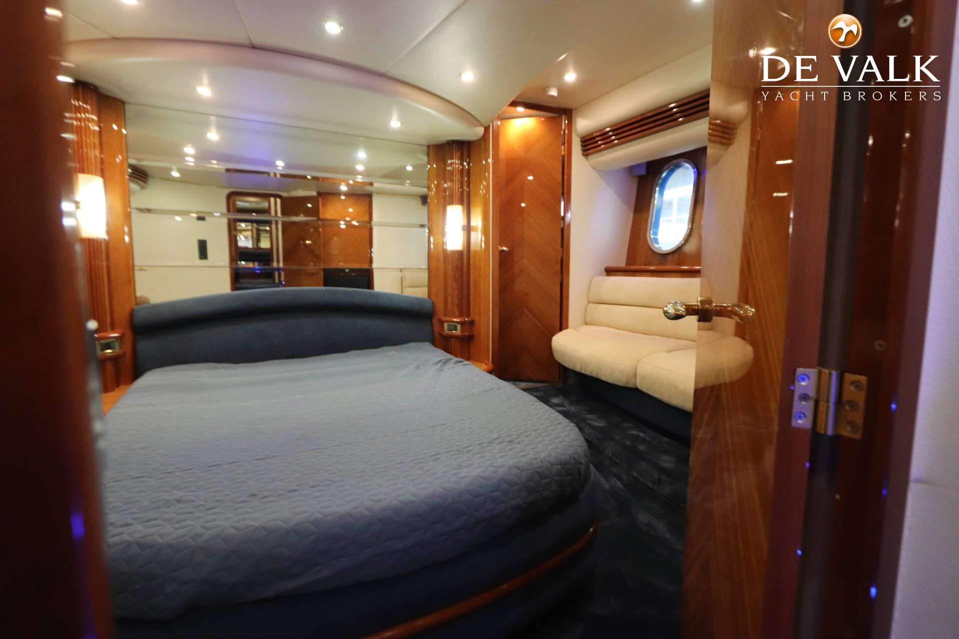 Azimut 68 Plus — foto 32 van 41