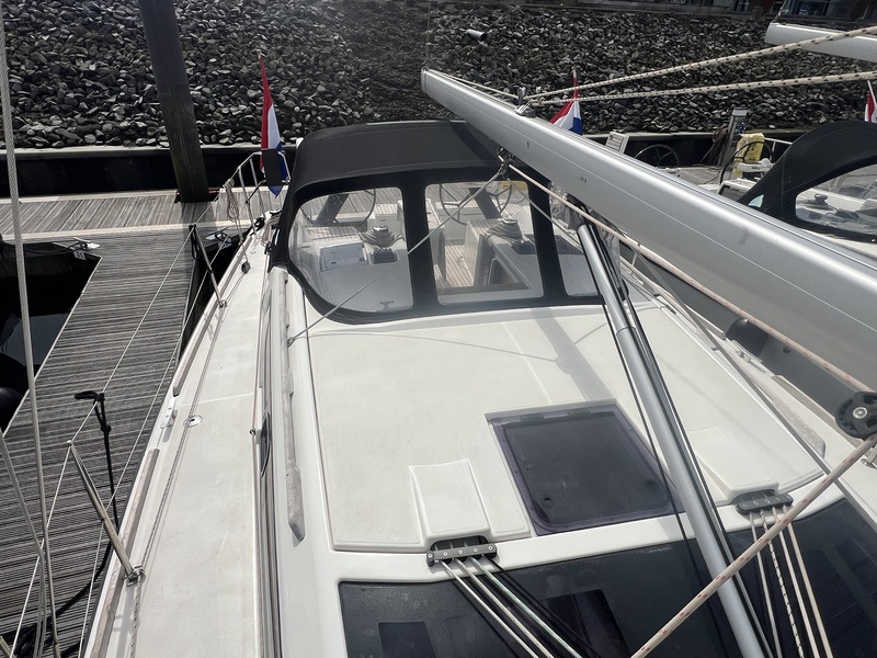 Dufour 360 GL — foto 29 van 45