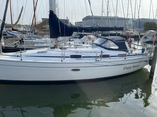 Bavaria 37 3 — foto 2 van 21