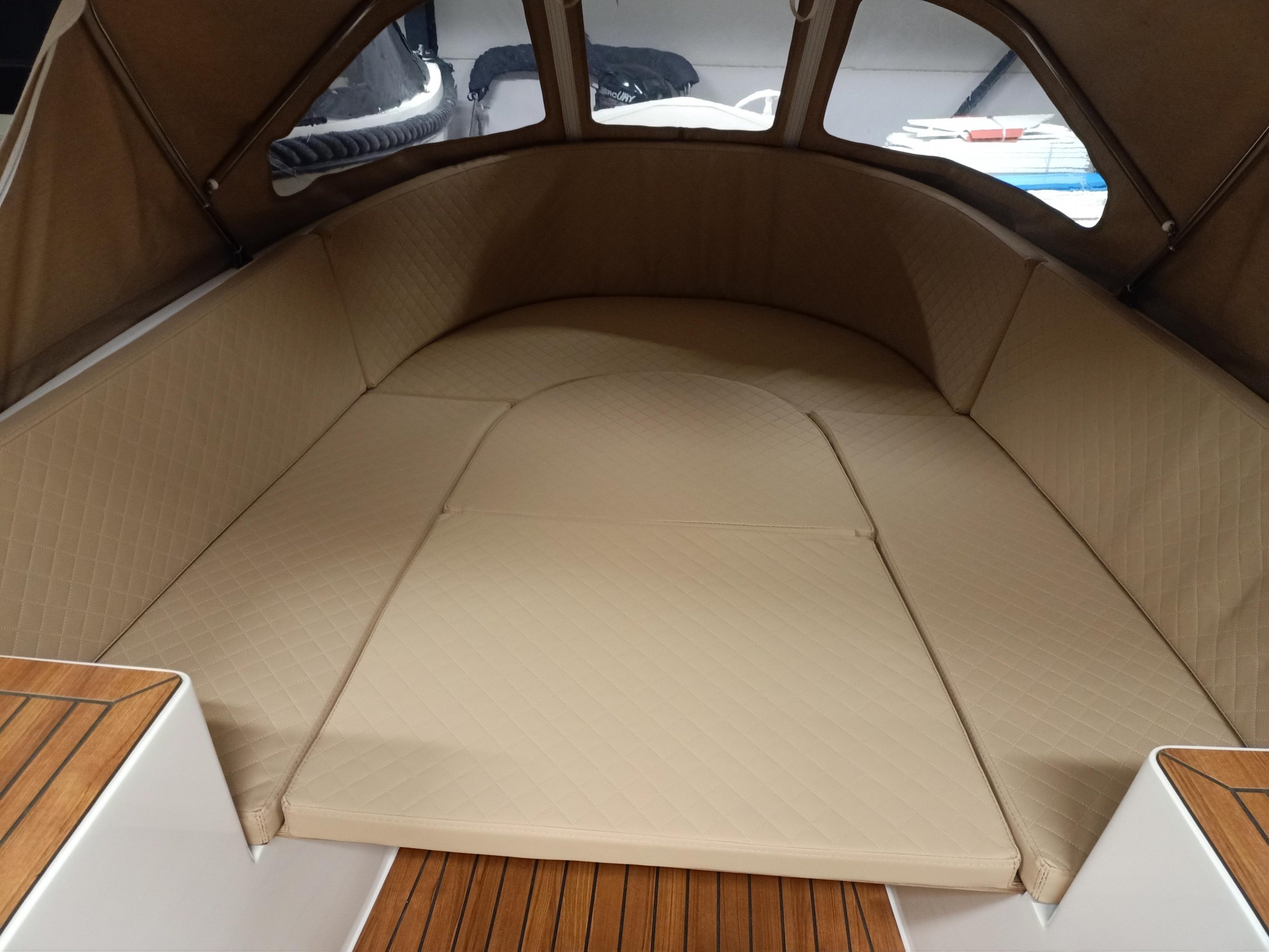 Lago Amore 565 nieuw, 9.9pk Suzuki efi — foto 16 van 30