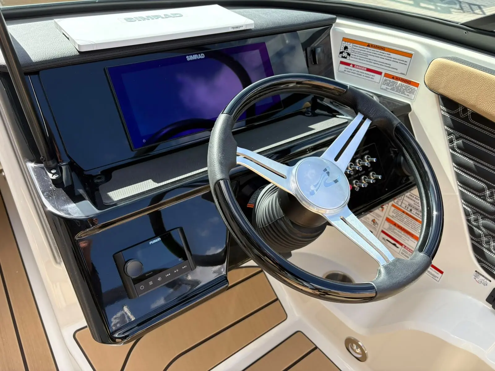Sea Ray SPX 190 (2027) — foto 19 van 39