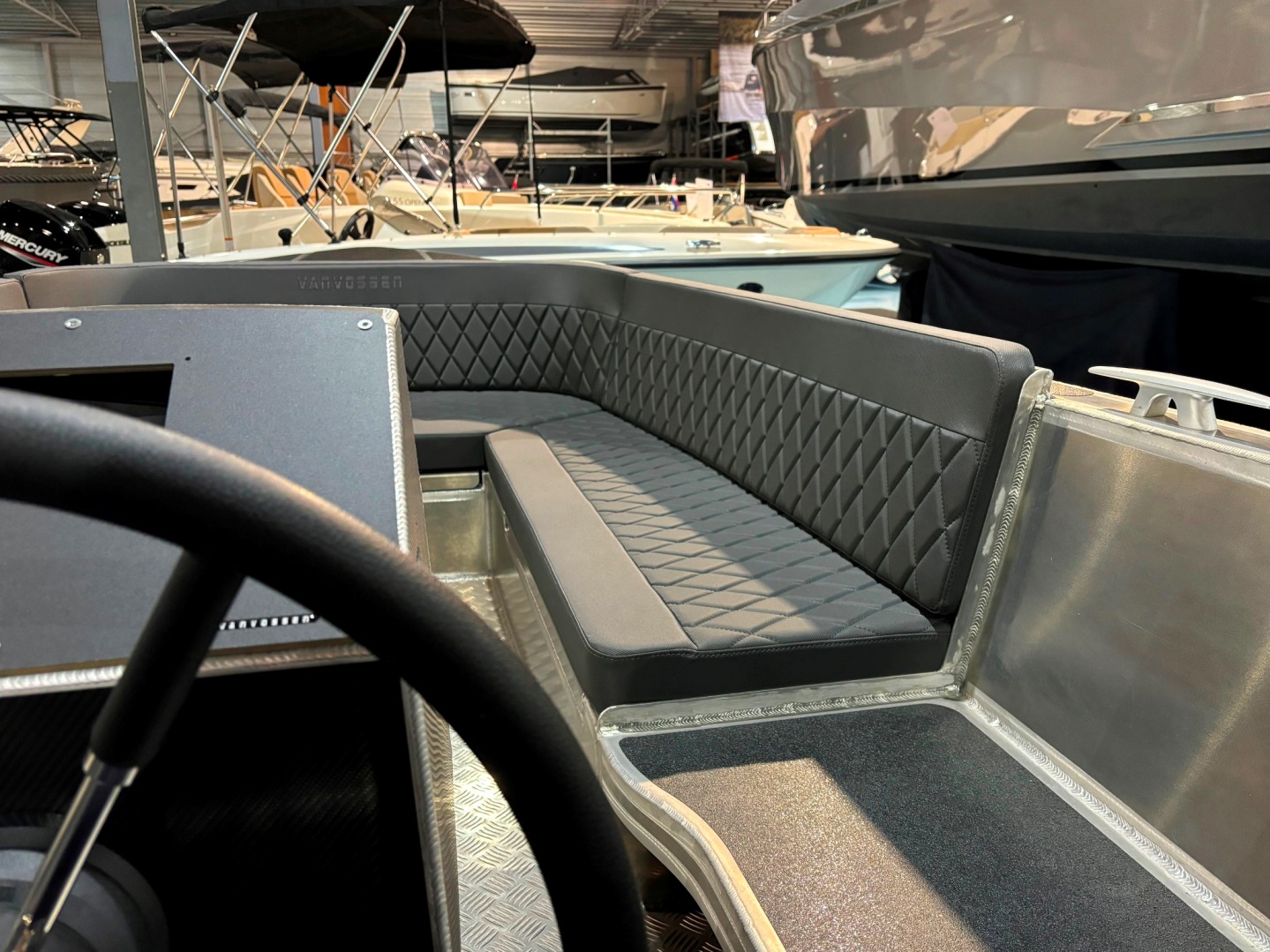 Van Vossen VanVossen E-tender 595 E-propulsion 6kW op voorraad — foto 5 van 8