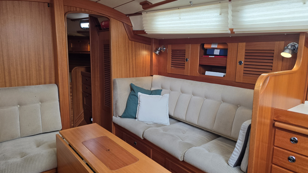 Hallberg Rassy 36 MKII — foto 24 van 33