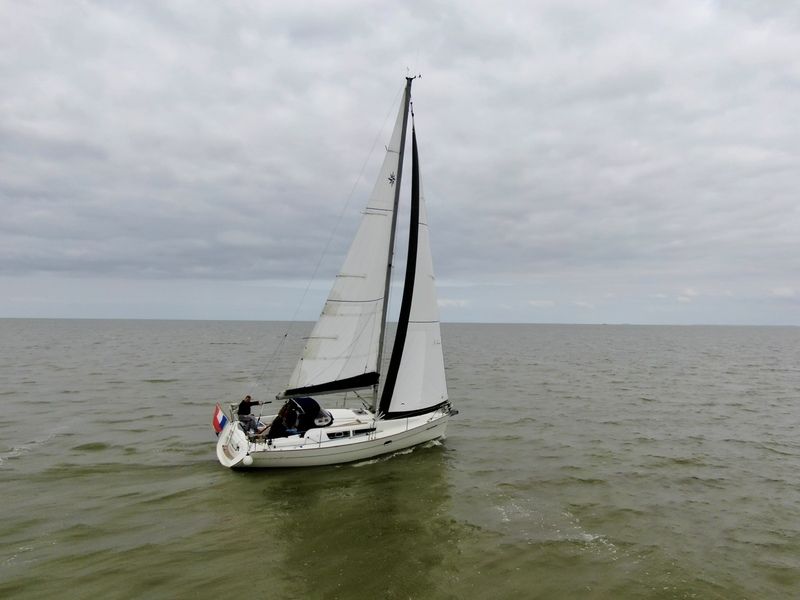 Jeanneau Sun Odyssey 32i — foto 2 van 4