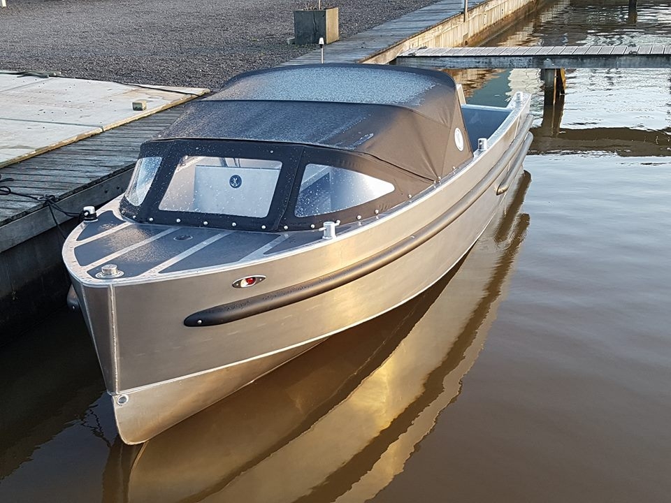 Van Vossen VanVossen Tender 650 (sport) — foto 4 van 15