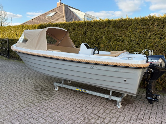 VAARKLAAR!! NIEUWE Coastliner 479XL met Mercury 9.9 PK en  Buiskap