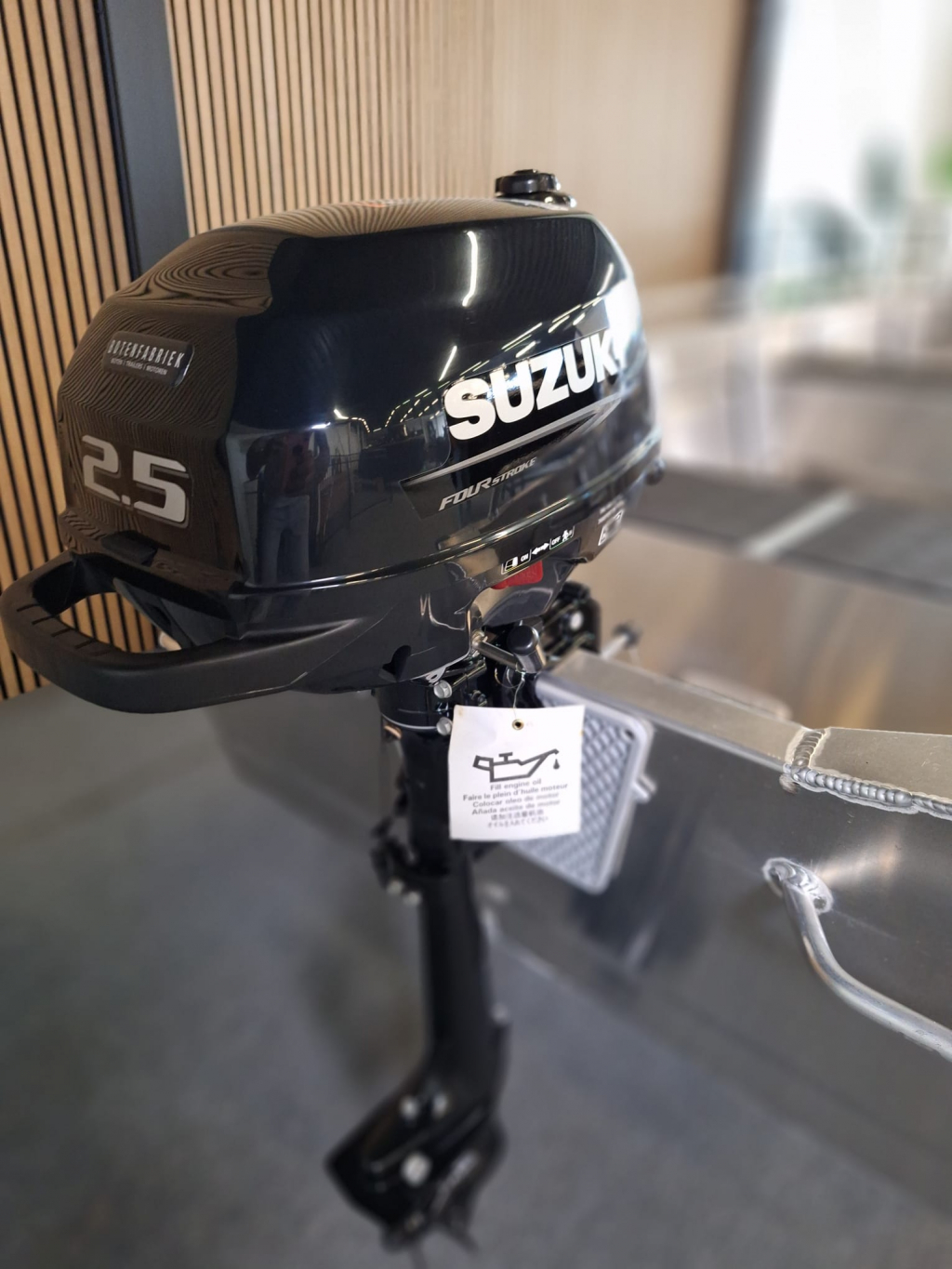 Qwest F301 + Suzuki 2,5PK Suzuki deal! — foto 2 van 5