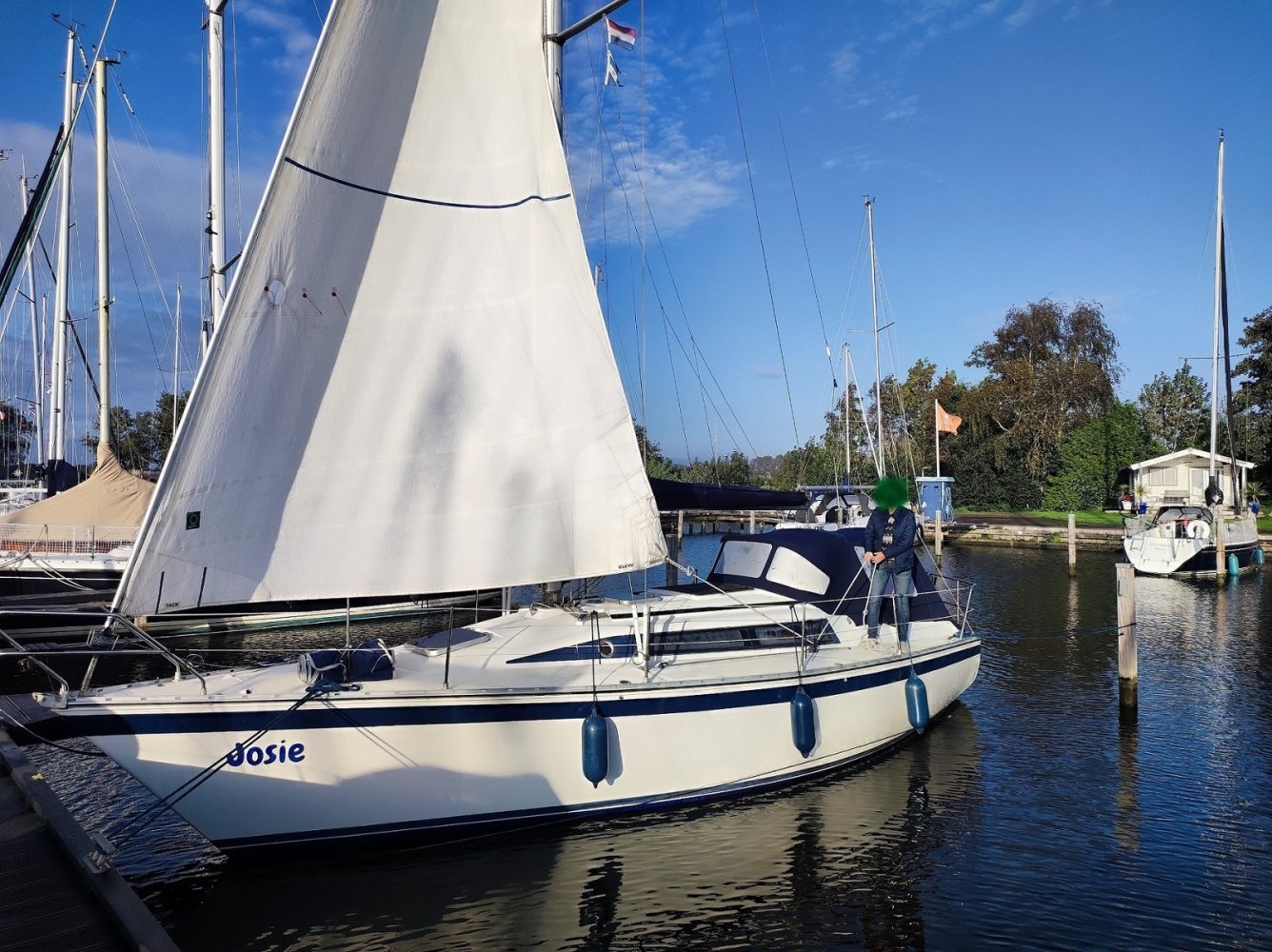 Friendship - Sailing Yacht - GRP (Polyester) - 1991 - € 29.500 — foto 2 van 11