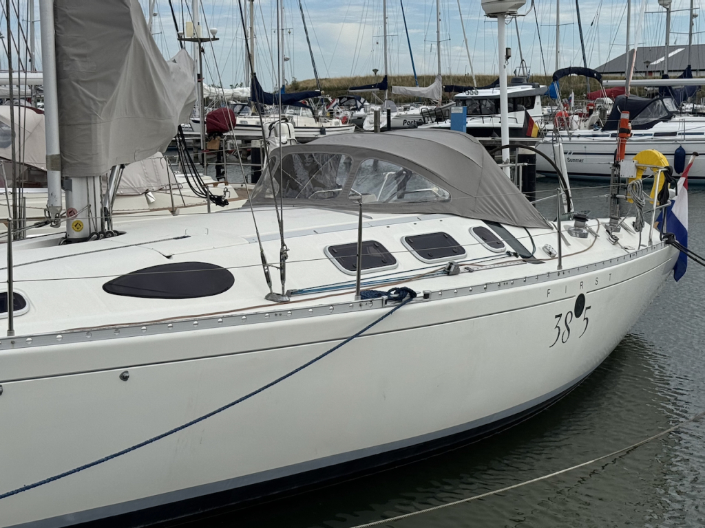 Beneteau First 38s5 — foto 4 van 24