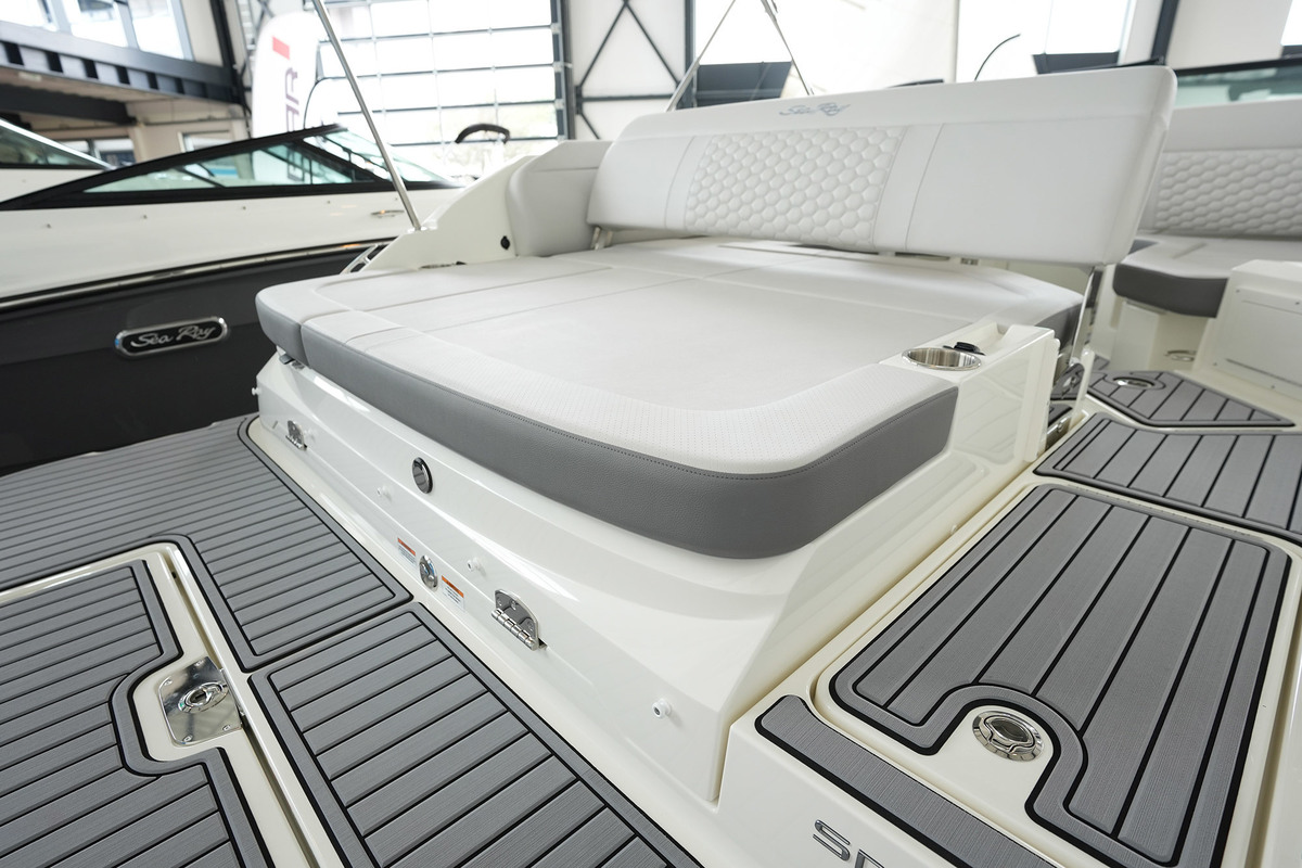 Sea Ray SDX 250 — foto 45 van 82