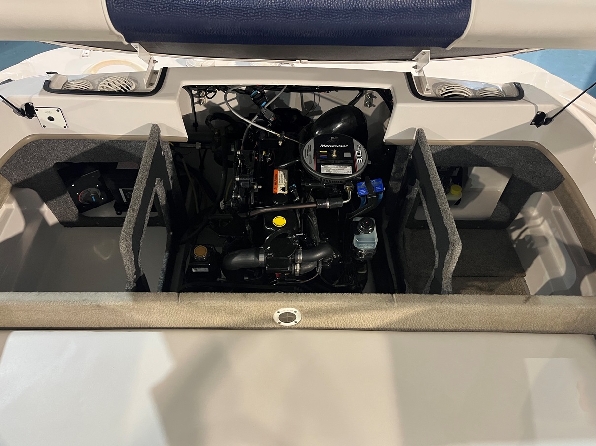 Fourwins 180LE met Mercruiser 3.0L 135PK uit 2010! — foto 12 van 13