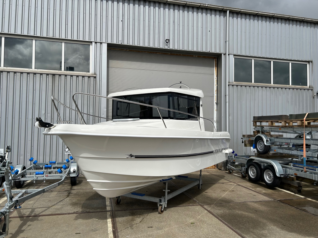 Texas 610 pilot house/ consoleboot — foto 1 van 28